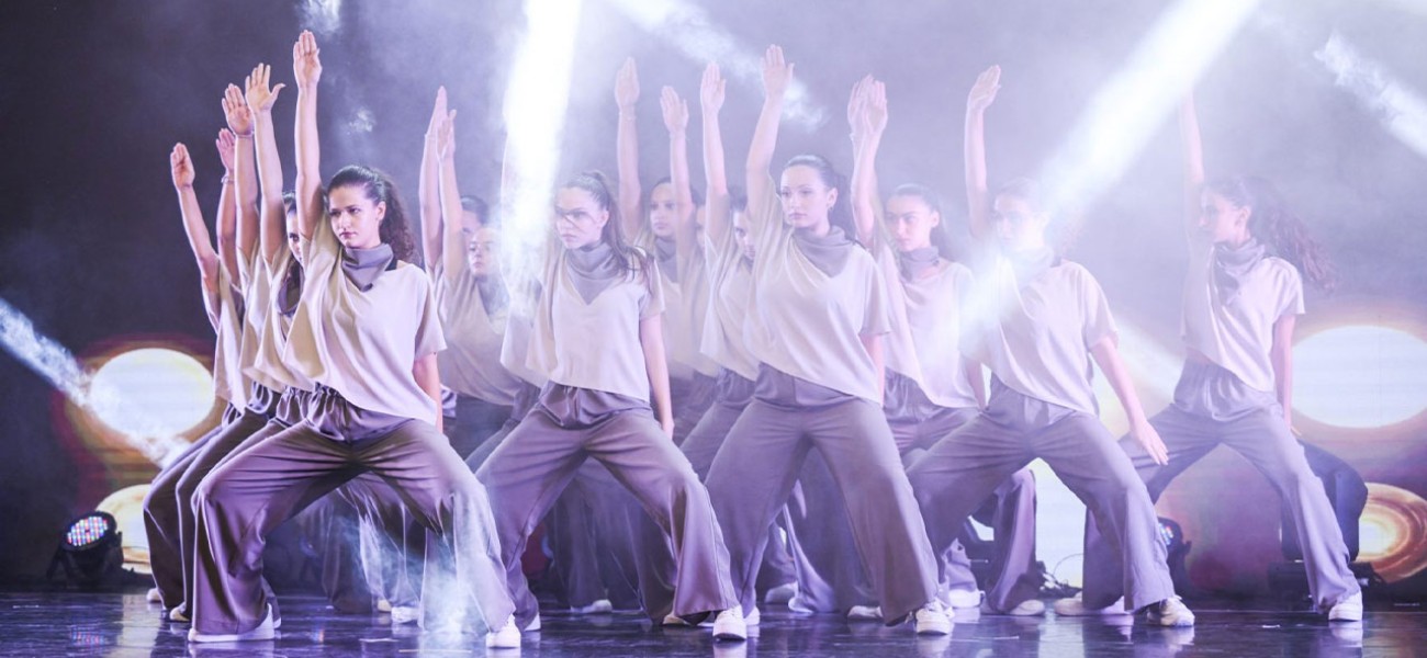 Εκθαμβωτική η παρουσία της σχολής χορού DANCE ACADEMY στο Μακάο της Κίνας
